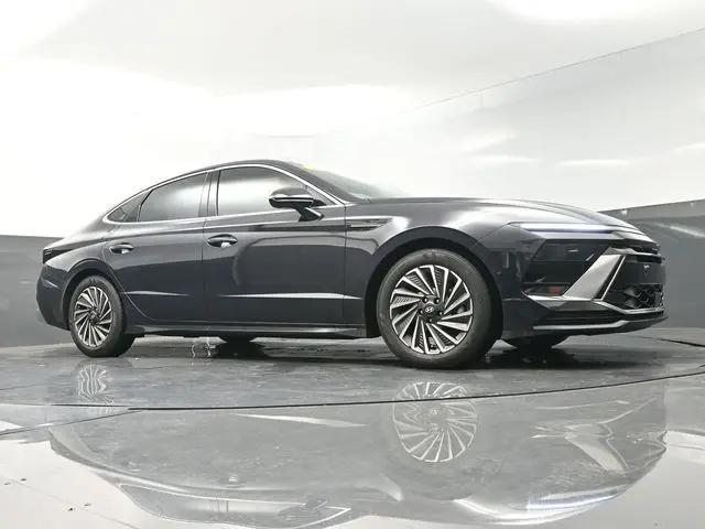 2025 Hyundai Sonata Hybrid Limited