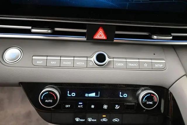 2025 Hyundai Elantra Hybrid SEL Sport