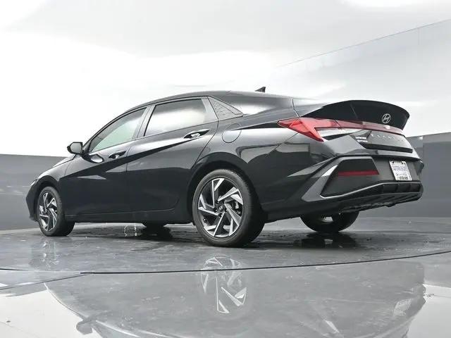 2025 Hyundai Elantra Hybrid SEL Sport