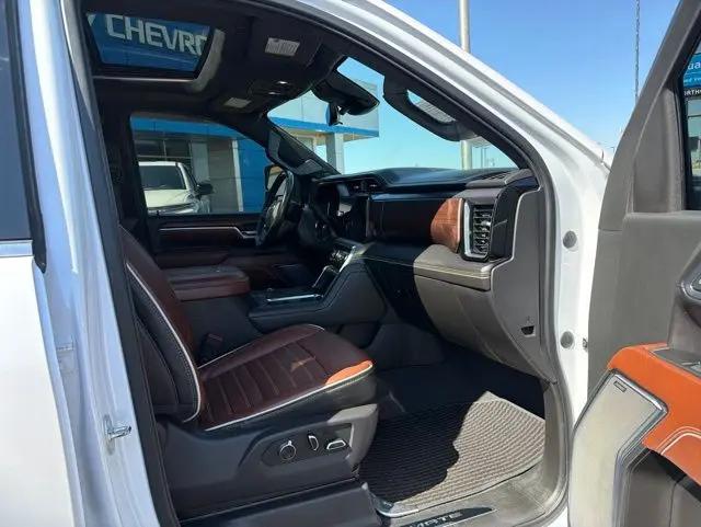 2024 GMC Sierra 3500HD 4WD Crew Cab Long Bed Denali Ultimate