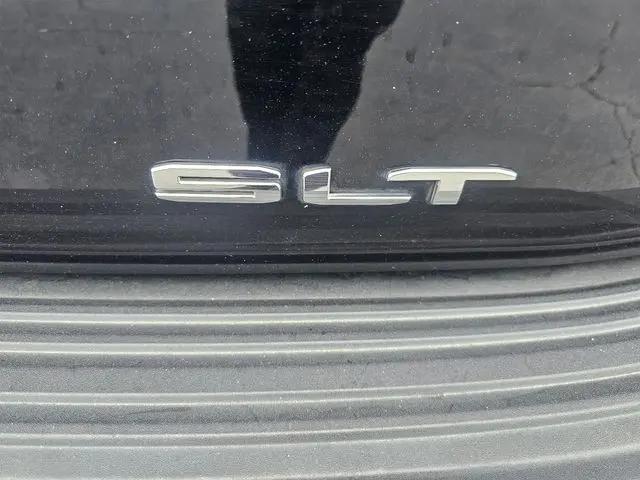 2023 GMC Yukon 2WD SLT