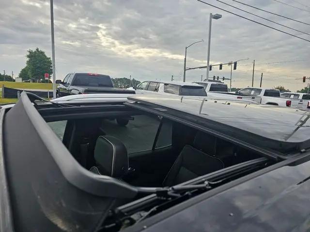 2023 GMC Yukon 2WD SLT