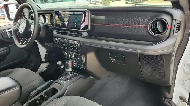 2024 Jeep Wrangler 4-Door Rubicon 4x4