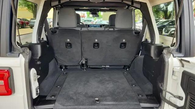 2024 Jeep Wrangler 4-Door Rubicon 4x4