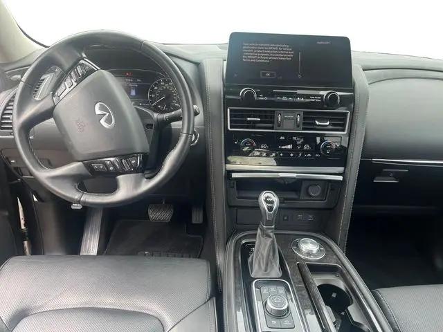2024 INFINITI QX80 LUXE AWD