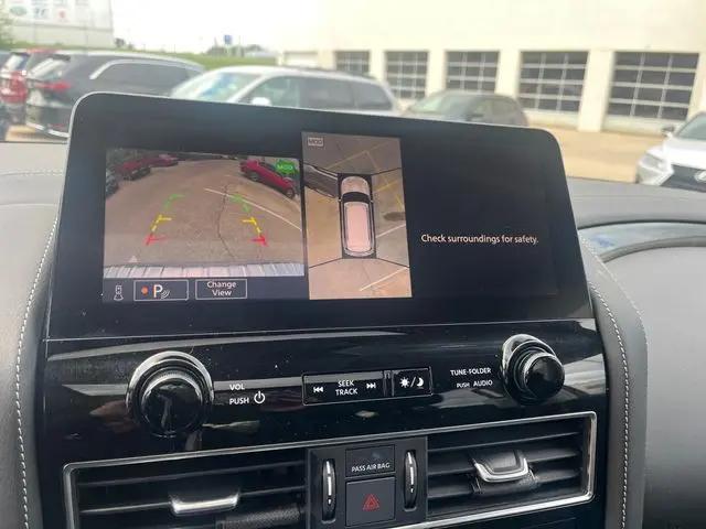 2024 INFINITI QX80 LUXE AWD