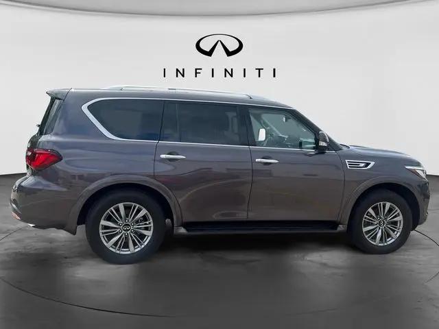 2024 INFINITI QX80 LUXE AWD