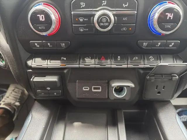 2021 GMC Sierra 1500 4WD Crew Cab Short Box Denali