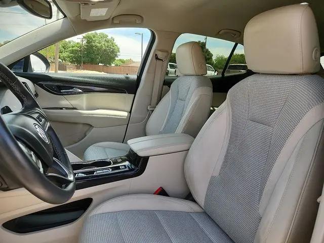 2023 Buick Envision Preferred FWD