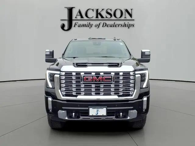 2026 GMC Sierra 2500HD Crew Cab, Standard Bed, Denali, 4WD