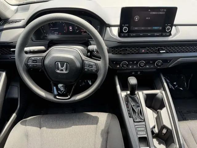 2025 Honda Accord Sedan SE