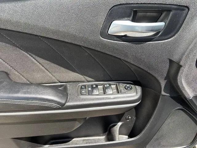 2021 Dodge Charger SXT RWD