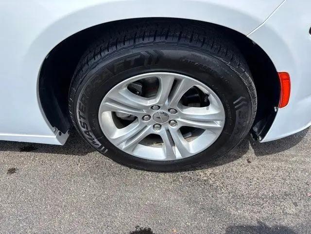 2021 Dodge Charger SXT RWD