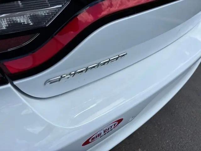 2021 Dodge Charger SXT RWD