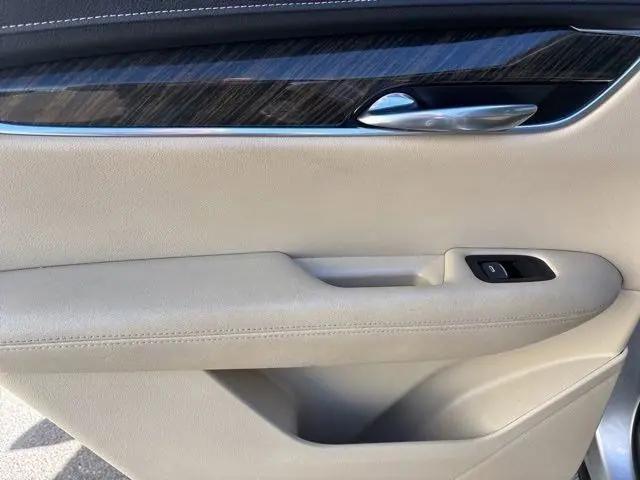 2019 Cadillac XT5 Standard