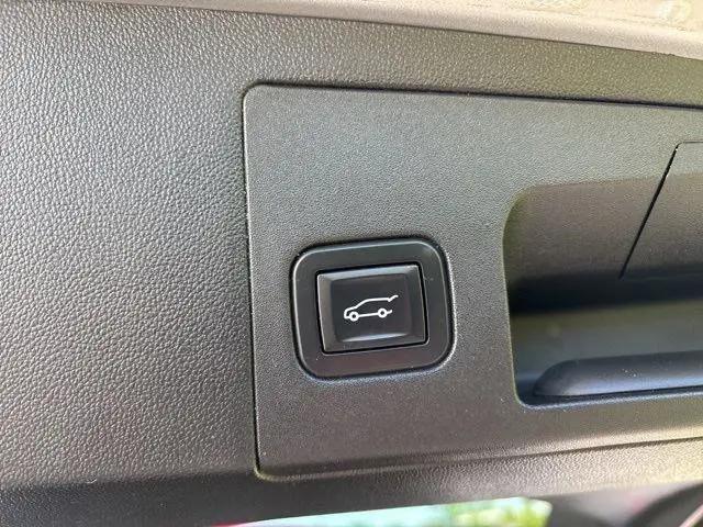 2019 Cadillac XT5 Standard