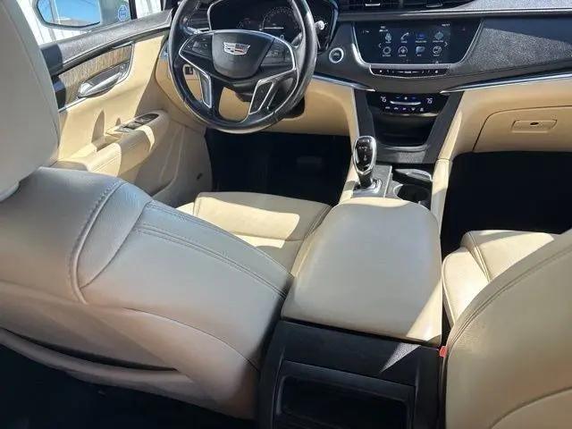 2019 Cadillac XT5 Standard