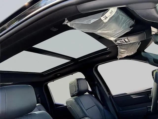 2026 Toyota Tundra Platinum CrewMax 5.5' Bed