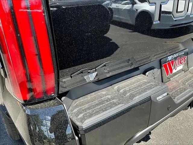 2026 Toyota Tundra Platinum CrewMax 5.5' Bed