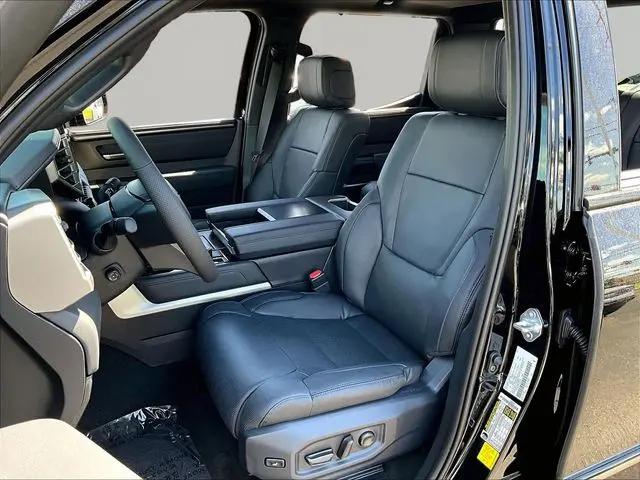 2026 Toyota Tundra Platinum CrewMax 5.5' Bed