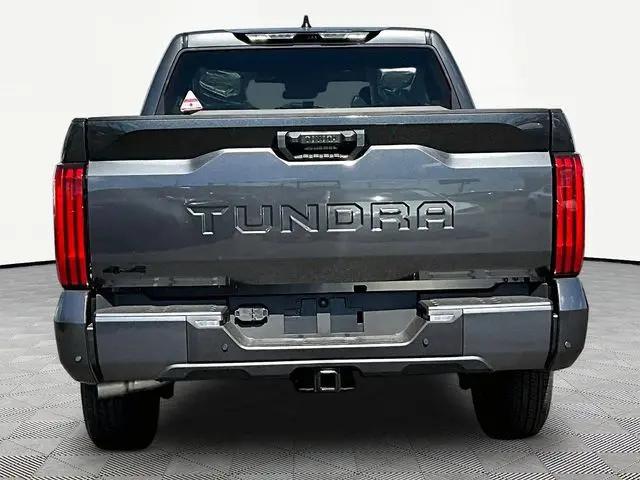 2026 Toyota Tundra SR5 CrewMax 5.5' Bed