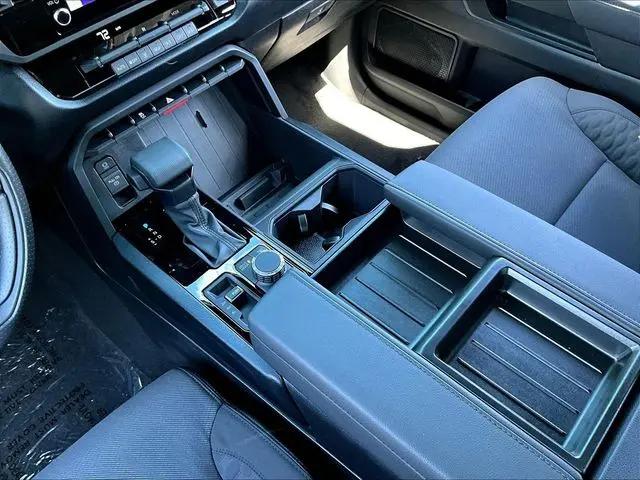 2026 Toyota Tundra SR5 CrewMax 5.5' Bed