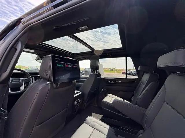 2023 GMC Yukon 4WD Denali