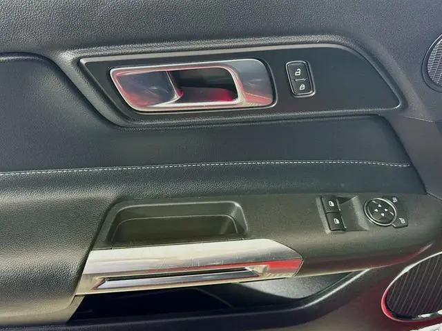 2022 Ford Mustang EcoBoost Premium Fastback