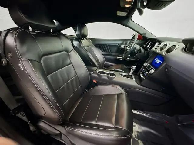 2022 Ford Mustang EcoBoost Premium Fastback