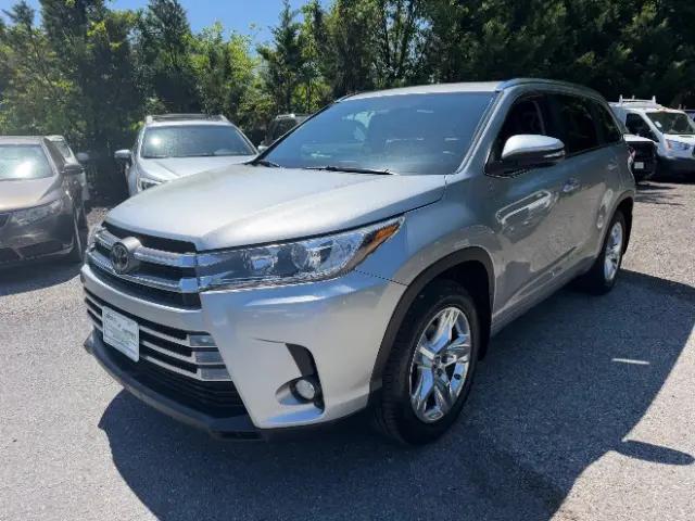 2017 Toyota Highlander Limited for sale in Pasadena, MD