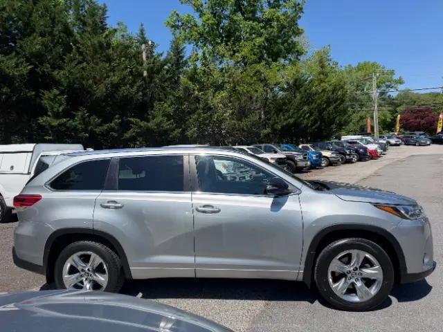 2017 Toyota Highlander Limited