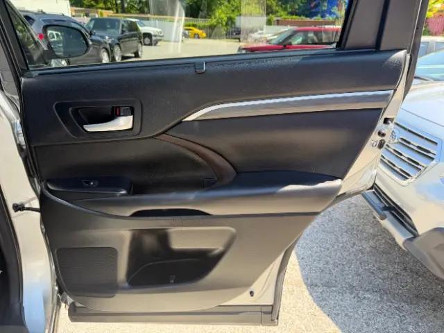 2017 Toyota Highlander Limited