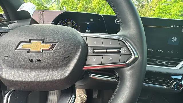 2025 Chevrolet Equinox AWD LT