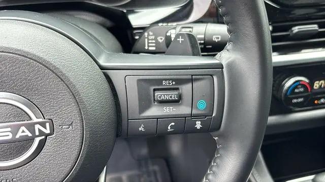 2025 Nissan Pathfinder SV 4WD