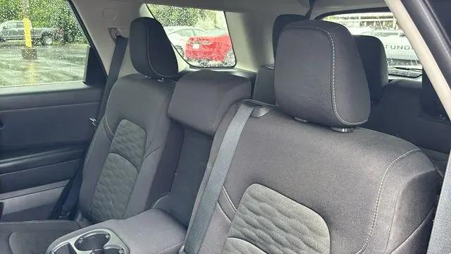 2025 Nissan Pathfinder SV 4WD