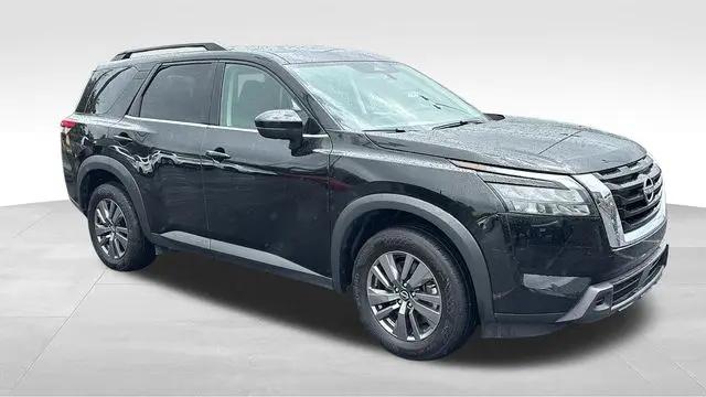 2025 Nissan Pathfinder SV 4WD
