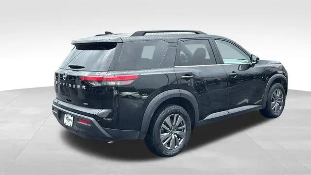2025 Nissan Pathfinder SV 4WD