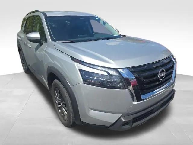 2025 Nissan Pathfinder SV 4WD