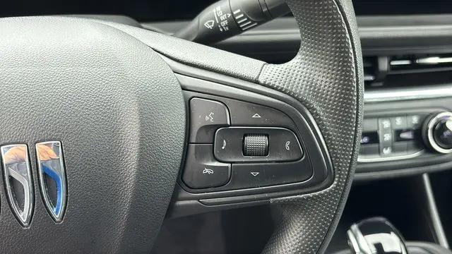 2025 Buick NV Preferred FWD