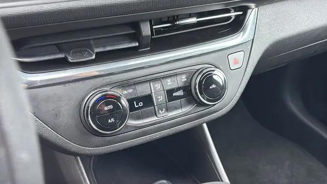 2025 Buick NV Preferred FWD