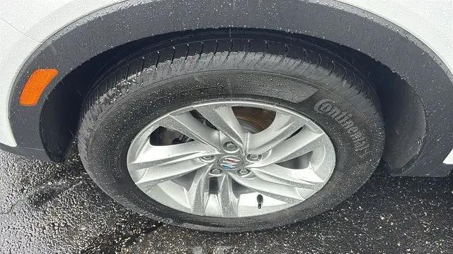 2025 Buick NV Preferred FWD