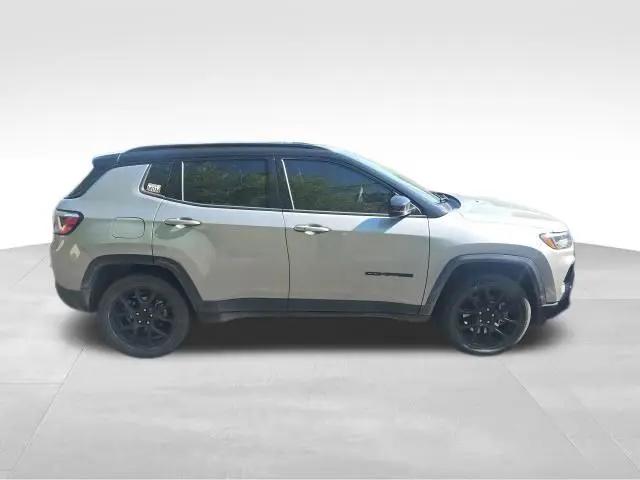 2023 Jeep Compass Altitude 4x4