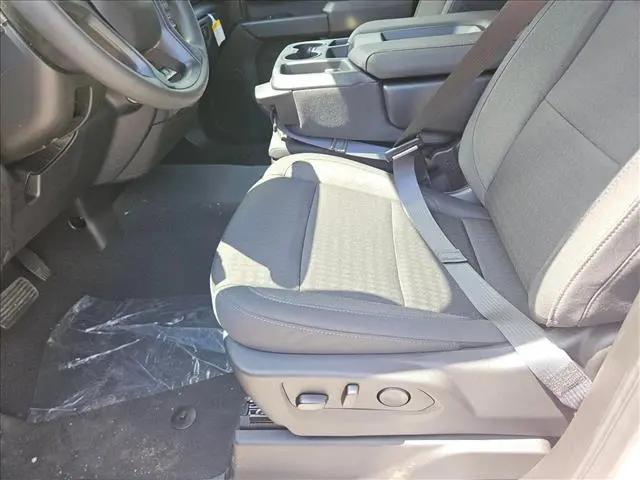 2026 Chevrolet Silverado 1500 2WD Crew Cab Short Bed Custom