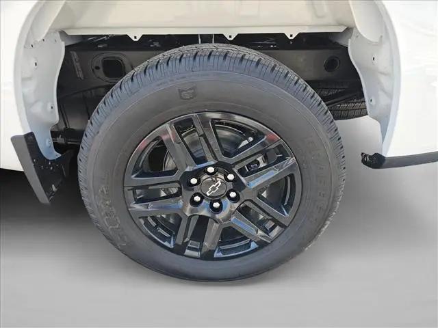 2026 Chevrolet Silverado 1500 2WD Crew Cab Short Bed Custom