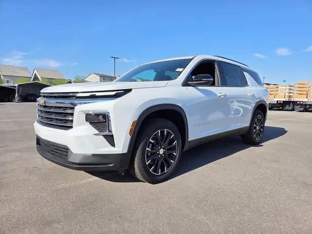 2026 Chevrolet Traverse FWD LT