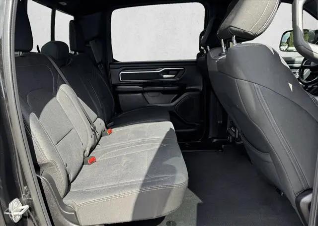 2019 Ram 1500 Big Horn/Lone Star Crew Cab 4x4 5'7" Box