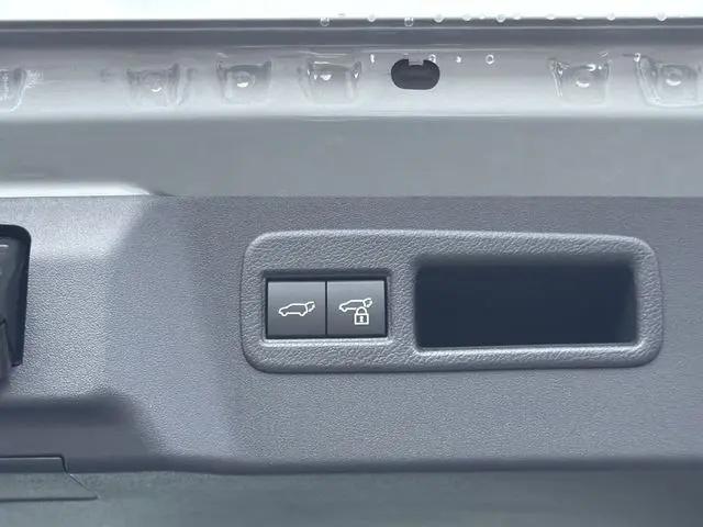 2026 Subaru Uncharted Sport