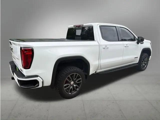 2022 GMC Sierra 1500 Limited 4WD Crew Cab Short Box AT4