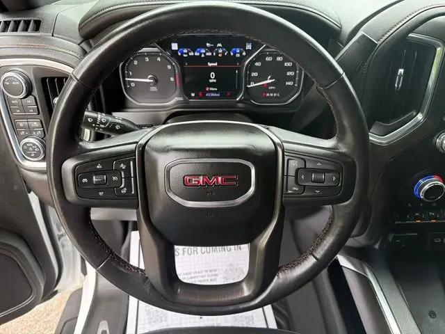 2022 GMC Sierra 1500 Limited 4WD Crew Cab Short Box AT4