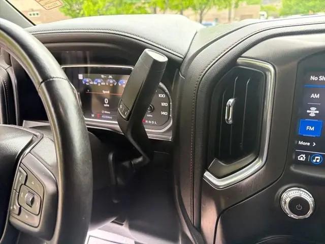 2022 GMC Sierra 1500 Limited 4WD Crew Cab Short Box AT4